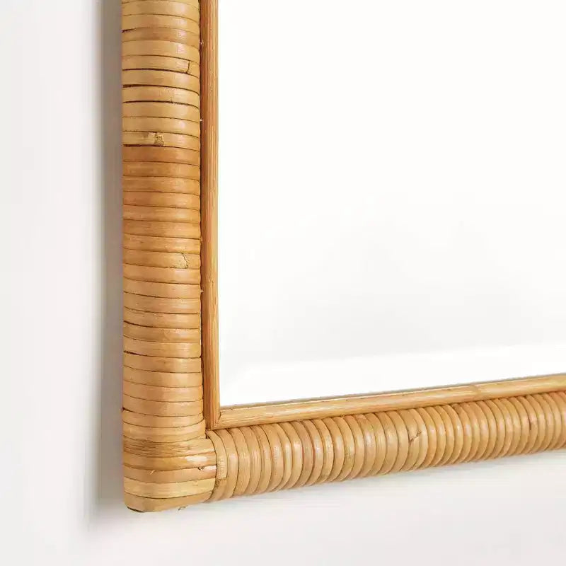 Miroir sur pied arqué